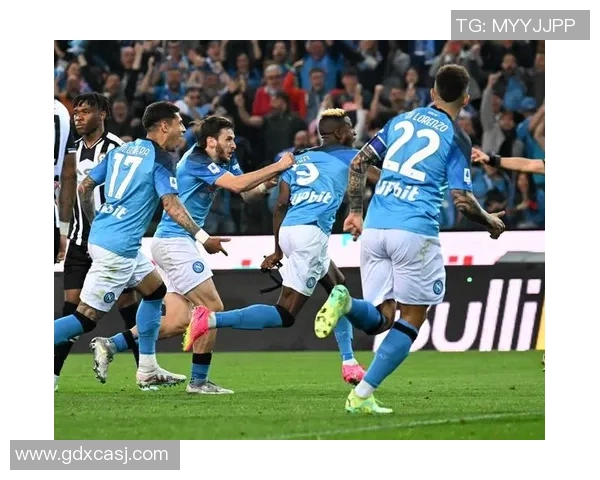 意甲精彩对决拜仁与那不勒斯激战成平红牌事件引发全场热议