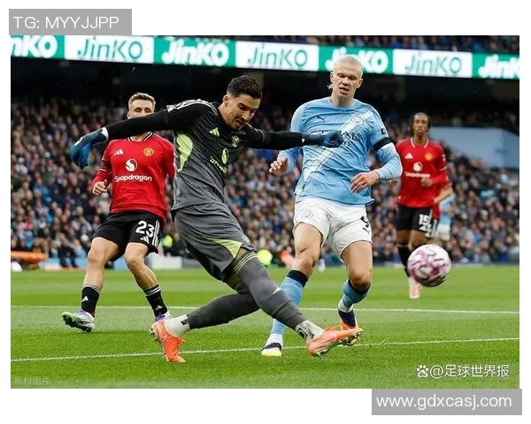 欧冠激战：那不勒斯逆转里昂全场沸腾转会风波再起