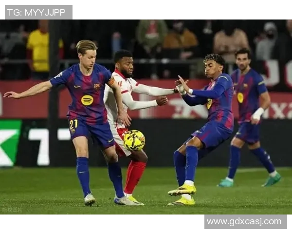 西甲激战：本菲卡与巴萨战成平局绝杀瞬间引发全场狂欢