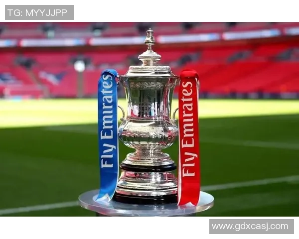 足总杯激战：马竞逆转利物浦红牌争议引发全场热议